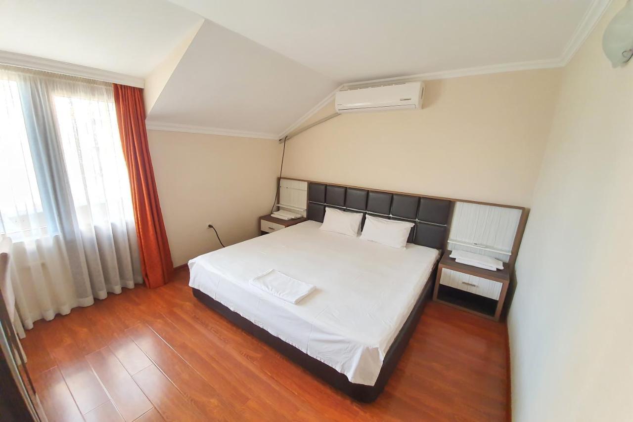 Apartments Residence Батумі Екстер'єр фото
